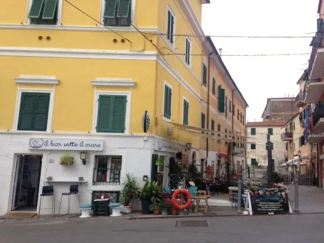 Via Scappini 리오마리나